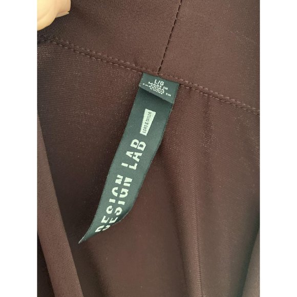 Design Lab wrap style look blouse, v neckline, lon - Picture 4 of 4